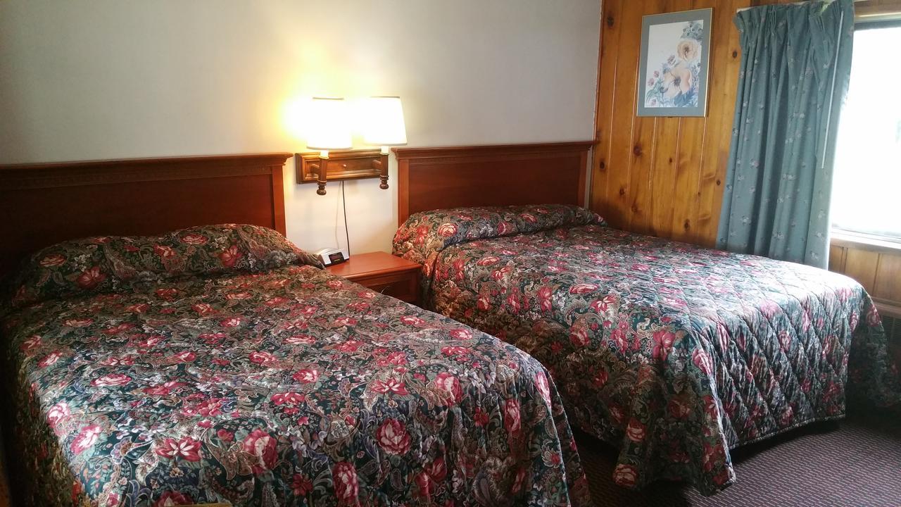 Sun N Snow Hotel Cadillac Exterior foto